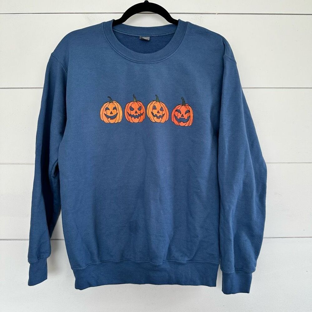 Gildan Women’s Pumpkin Halloween Small Blue Sweatshirt SEE MEASUREMENTS